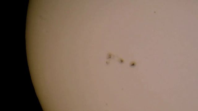 Смотрим в телескоп 76/700 на солнце смотреть онлайн