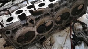 ВАЗ 2114 ПРОБИЛО ПРОКЛАДКУ ПОД ГБЦ. Замена шпильки ролика ГРМ