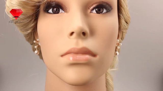 Bije.ru: Серьги оригинальной формы с золотым покрытием и с искусственным жемчугом Rhianna (Рианна) смотреть онлайн