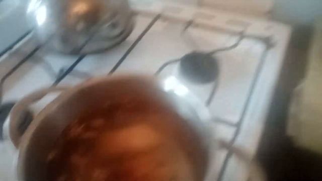 ДЕЛИКАТЕС ИЗ БОБРОВЫХ ХВОСТОВ.. смотреть онлайн