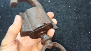 Замок амбарный с ключом. Старинный.