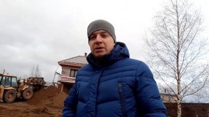 ? ПРИЛЕТЕЛО ? Котлован под фундамент с сюрпризом...