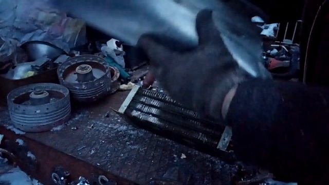 Деньги,которые выкидываем !Охладитель от холодильника разбор на медь.$$$