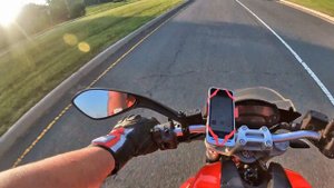 Honda Civic Type R vs Ducati Monster 696! Ducati Monster 696 Top Speed + Exhaust Sound +Acceleratio