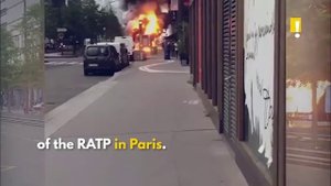 В Париже электробус эпично загорелся после взрыва аккумулятора