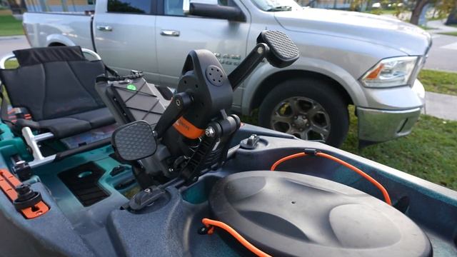 a tiny kayak better? 2023 Old Town Sportsman 106 PDL super detailed смотреть онлайн