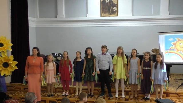 ВЕСЕЛКА ДРУЖБИ – сл. та муз. Інни Францескевич. Виконує вокальний ансамбль "БАРВІНОК", кер. Н. Хилю смотреть онлайн