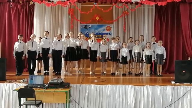 "Мальчишки-мальчишки" муз.А.Островский, сл. И.Шаферан.