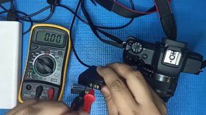 Canon m50 batteries and dummy battery voltage readings