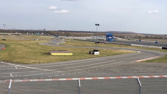 Atron обзор с трибуны выход из поворота смотреть онлайн