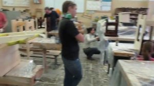 Покраска морилкой стульев. Обучение столярному делу