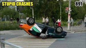 Stupid crashes 891 June 2024 car crash compilation