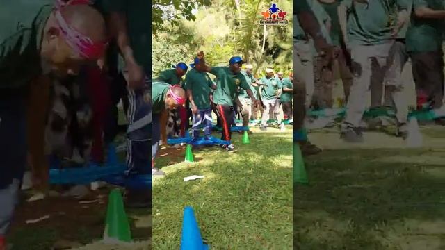 #Teambuilding Games and #Activity The tied up run! Wamy High school #centralkenya #outdoorgame