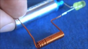 БЕЗ ПАЯЛЬНИКА подключить СВЕТОДИОД К БАТАРЕЙКЕ