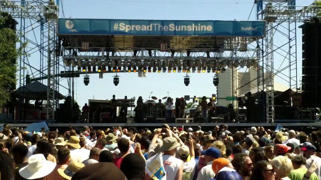 The Wailers "Could You Be Loved" SunFest 2014 смотреть онлайн