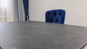 Раздвижной стол из керамогранита на двух типах ножек – цвет «Серый мрамор»