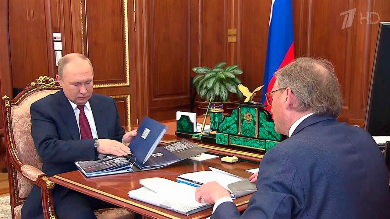 В День российского предпринимательства Владимир Путин встретился с омбудсменом Борисом Титовым