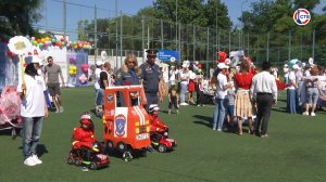 В Севастополе прошел семейный конкурс дефиле-колясок