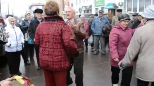 Танцы под гармонь.
