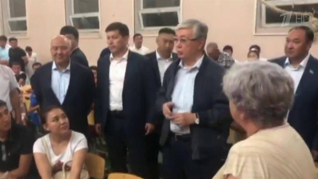 Президент Казахстана взял под личный контроль ликвидацию последствий взрывов в городе Арысь