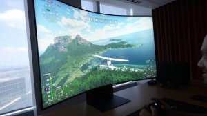 Samsung Odyssey Ark - Insane 55" 4K mini-LED Monitor