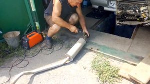 Оторванный глушитель.Daewoo Nexia