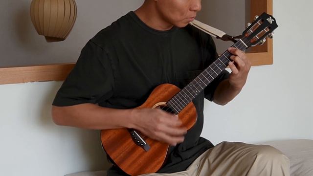 [Ukulele Jazz] Fly Me To The Moon  (Frank Sinatra) смотреть онлайн