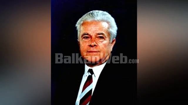 Ndahet nga jeta shkrimtari i njohur, Fatos Arapi смотреть онлайн