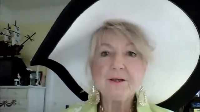 John and Charlotte's exciting, fun channel, Tutorials, Roses, Hikes, Beach,Travel, Irish Music смотреть онлайн