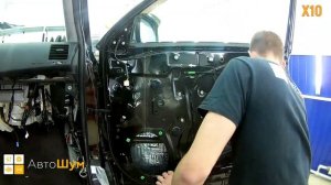 Шумоизоляция дверей Toyota Highlander в уровне Экстра. АвтоШум.