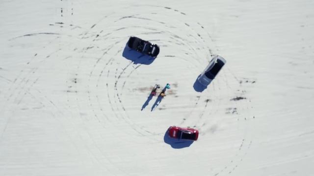 Mercedes-AMG at the Snow Farm - Mercedes-Benz original смотреть онлайн