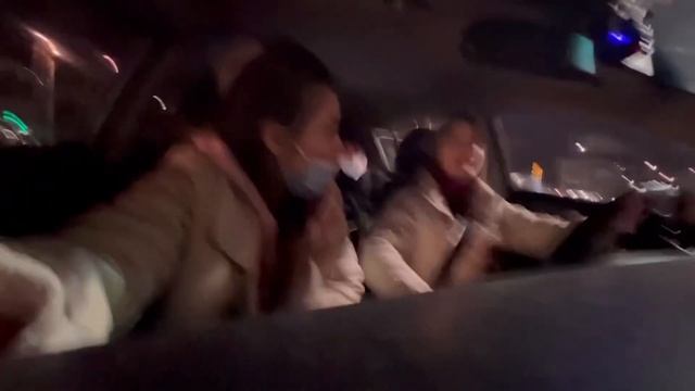 СЕКРЕТ ТАЙСКОГО МАССАЖА В КОРЕЕ / Доп.услуги??? / Тяжелые поиски обычного массажа / Korea Vlog смотреть онлайн