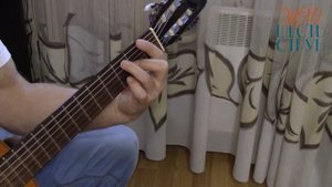 "Умка" - мелодия одновременно с аккордами и басами - разбор на гитаре