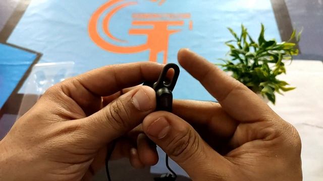 Mi Sports Bluetooth Earphones Basics Unboxing and Full Review in Hindi - Tabahiii смотреть онлайн