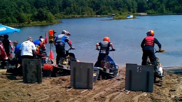 Ski Doo race смотреть онлайн