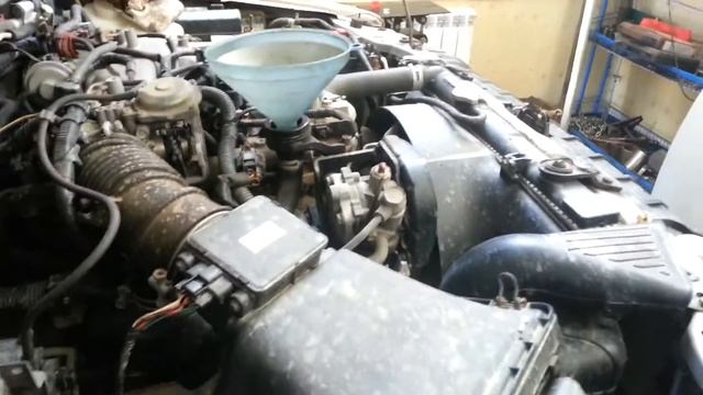 Xado 10W60 in Mitsubishi Montero Sport смотреть онлайн