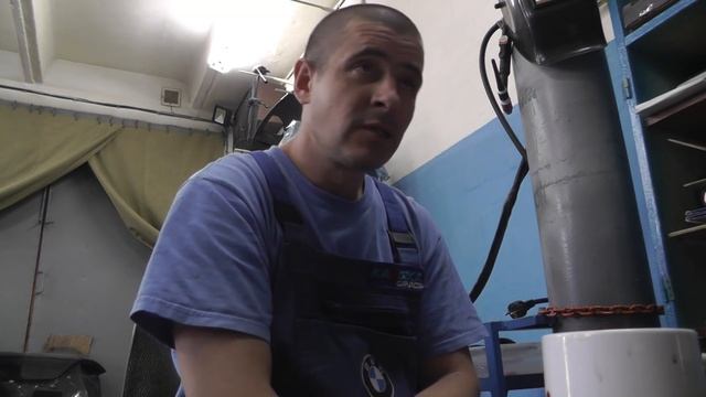 Caddy. Чистка потолка, салона. Проект новые зажимы. смотреть онлайн