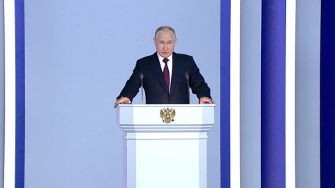 Путин: вставшие на путь предательства понесут ответственность - Россия 24
