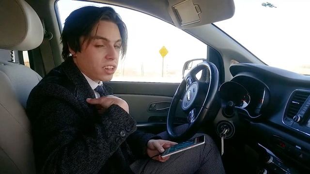 Navigating with Android Auto on the 2017 Kia Sedona LX