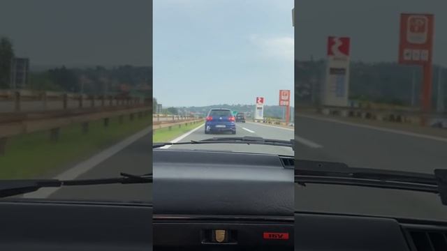 Golf 2 GTI vs Golf 5 R32