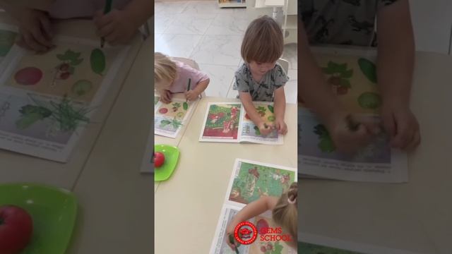 Изучаем цвета / Частная кембриджская школа-сад сверхновый GEMS в СПБ Мурино Девяткино Бугры Охта Пар