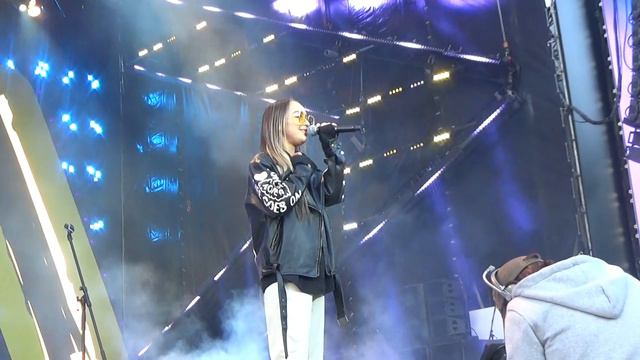 Мари Краймбрери - Amore,Feat Kartashov - Золото (#ЭтоМАЁ,#МаевкаЛайв2019,Парк Сокольники,18.5.19) смотреть онлайн