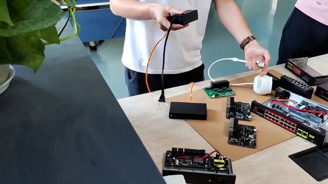 How to use a POE switch to connect a camera without POE function смотреть онлайн