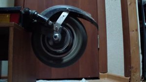 включение заднего хода на электросамокате.