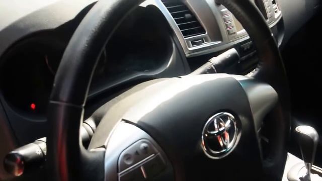 Toyota Hilux VII Рестайлинг 3.0d AT (170 л.с.) 4WD 2014г смотреть онлайн