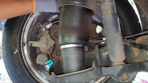 Citroen C4 Grand Picasso Exclusive 2.0 138hdi 2007/Handbrake Faulty/Installation of new brake Cable