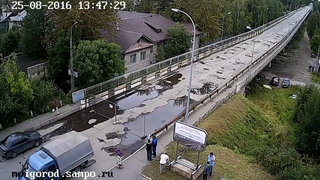 Неприличный жест подрядчика?