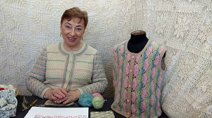 Жилет "Букетик". Мастер-класс по вязанию крючком для детей от О. С. Литвиной.