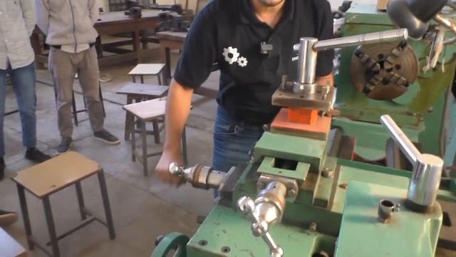 Lathe Machine Parts in Hindi смотреть онлайн