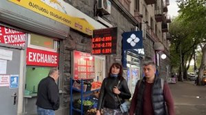 Тбилиси. Курс валют на 02.05.2023. Данные с табло обменного пункта в Ортачала.